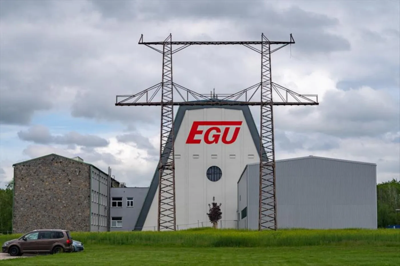 Areál zkušebny EGÚ HV Laboratory